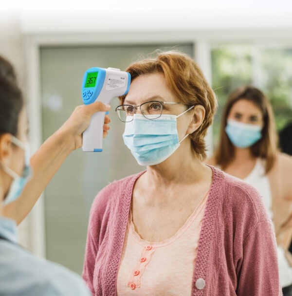 Bezdotykowy termometr cyfrowy AILE na baterie 2xAAA szybki i dokładny pomiar temperatury bez kontaktu - obrazek 5