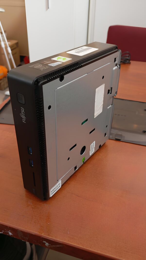 Używany Dysk twardy 8 GB pamięci Fujitsu Esprimo Q920 komputerowy dysk twardy - obrazek 8