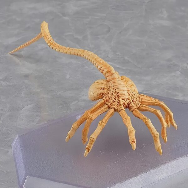 Figurka Xenomorpha z filmu Obcy 16 cm realistyczna figurka kolekcjonerska dla fanów sagi Alien - obrazek 6