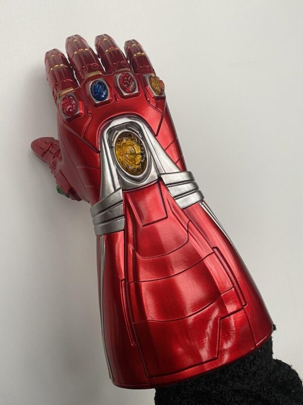 Rękawica Iron Mana, która świeci! Avengers, Rękawica Iron Man 30 cm - obrazek 4