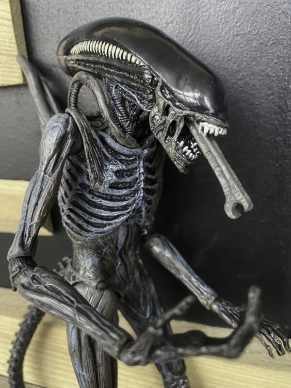Figurka Xenomorpha z filmu „Obcy” 18 cm, kolekcjonerska figurka akcji - obrazek 7