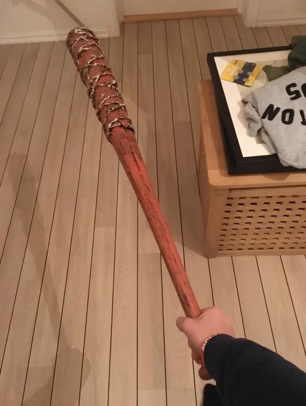 Kij Nigana z The Walking Dead 85 cm realistyczna replika broni kultowego bohatera - obrazek 7