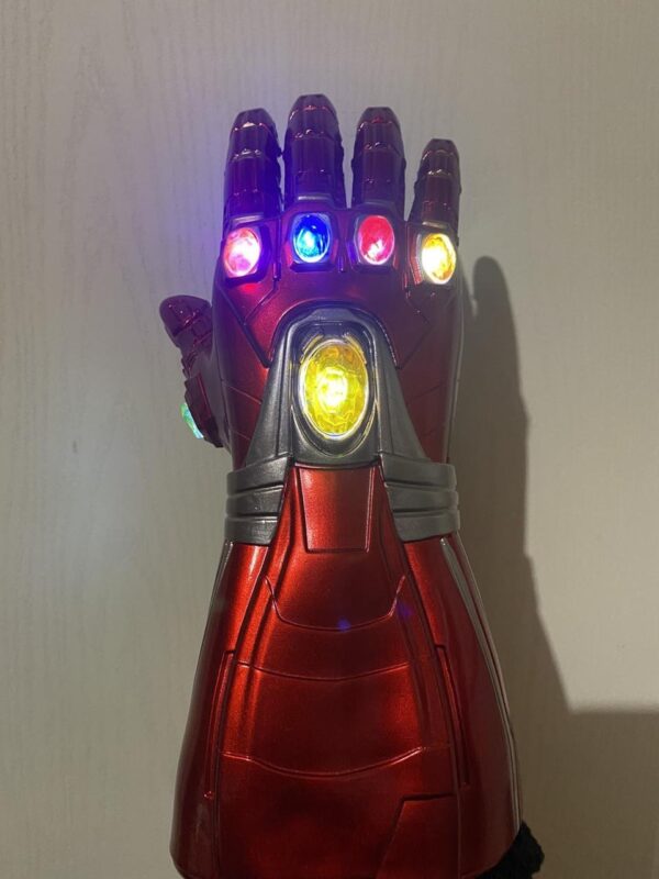Rękawica Iron Mana, która świeci! Avengers, Rękawica Iron Man 30 cm - obrazek 5