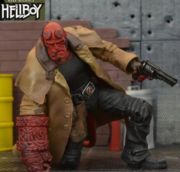 Figurka Hellboy Ron Pearlman 18cm ruchoma Hellboy 2 - obrazek 4
