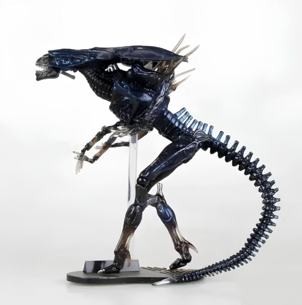 Figurka Królowej Obcych z filmu Obcy 32 cm realistyczna kolekcjonerska postać z serii filmów Alien - obrazek 2