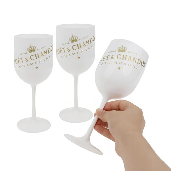 Kieliszek Moët & Chandon Ibiza 1 szt. Biały elegancki plastikowy kieliszek do szampana z logo, idealny na imprezy i plener - obrazek 2