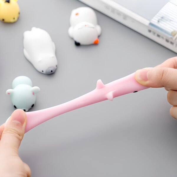 Zestaw MOCHI Squishy Squishies GNIOTKI 50 szt kolorowe miękkie i rozciągliwe figurki antystresowe dla dzieci i dorosłych - obrazek 2