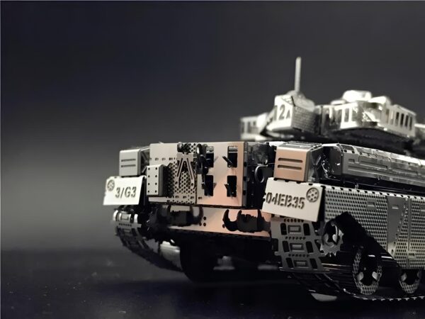 Czołg DIY 3D metalowy zestaw Chieftain MK50 1:100 model kolekcjonerski do składania prezent dla fana - obrazek 8